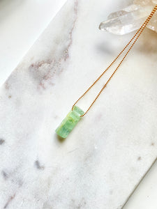 Natural Green Aquamarine Goldfilled necklace - side view
