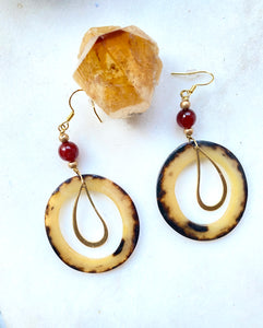 Brown and Carnelian Gold Earrings
