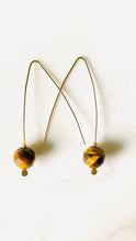 Load image into Gallery viewer, Tigers eye brass earrings