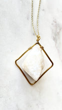 Load image into Gallery viewer, Drusy Brass Necklace
