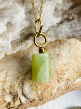 Load image into Gallery viewer, Green Aquamarine brass Necklace handmade