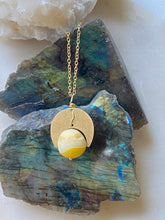 Load image into Gallery viewer, Yellow Drusy Gold Necklace