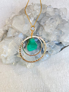 Malachite Goldfilled Necklace. 20" chain.