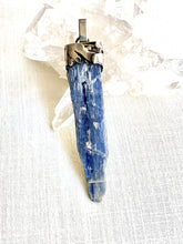 Load image into Gallery viewer, Kyanite Blue Sterling Silver Pendant